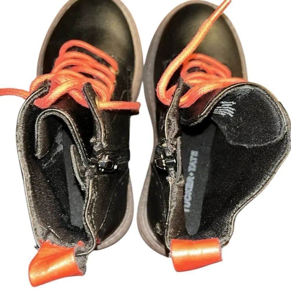 Tucker + Tate Girls Lace Up Boot(Size 6)